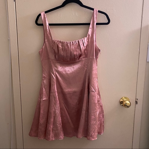 Satin Mini Dress w squared-neck and jacquard print - Picture 2 of 2